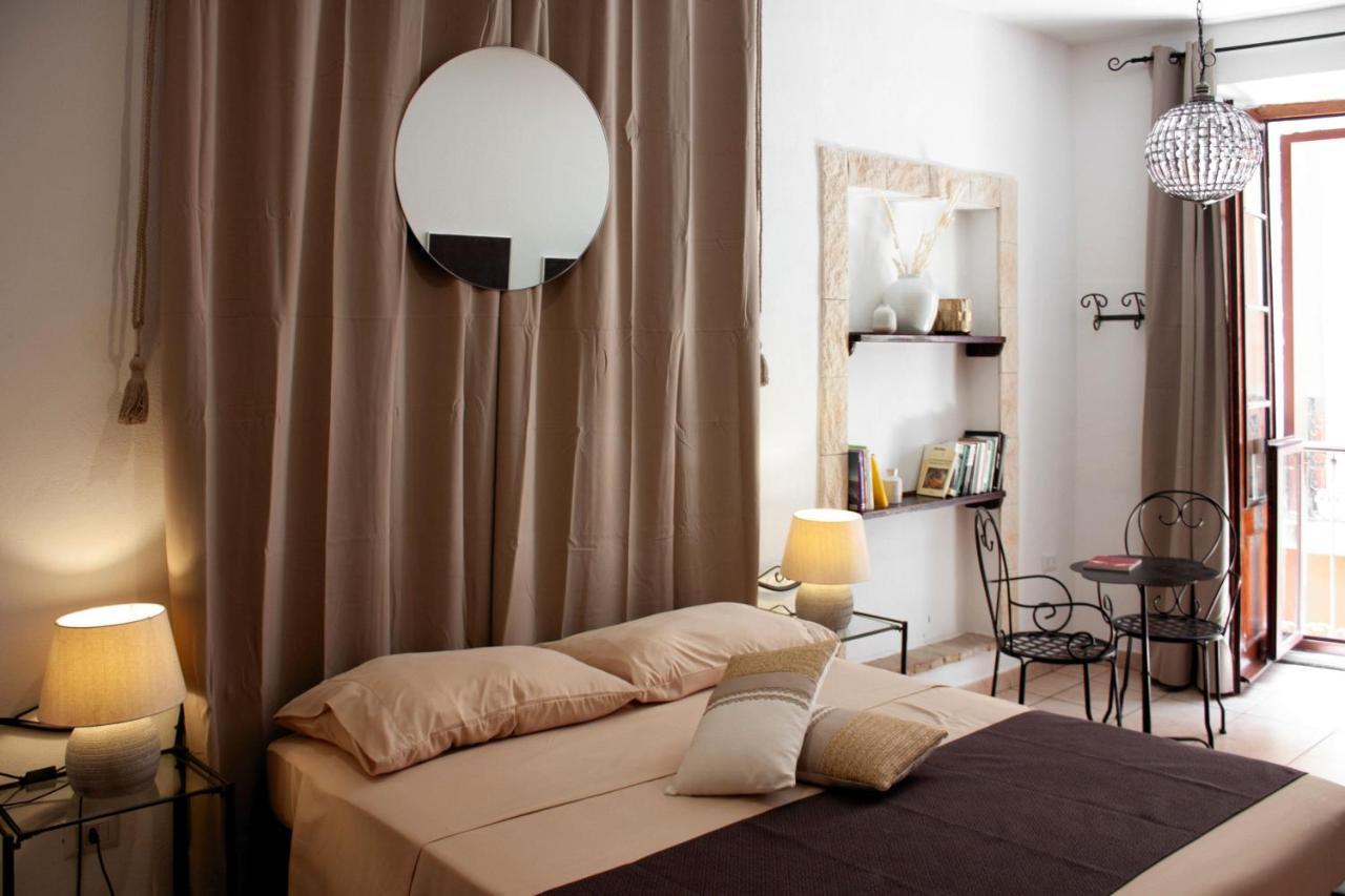 Castello Guest house
